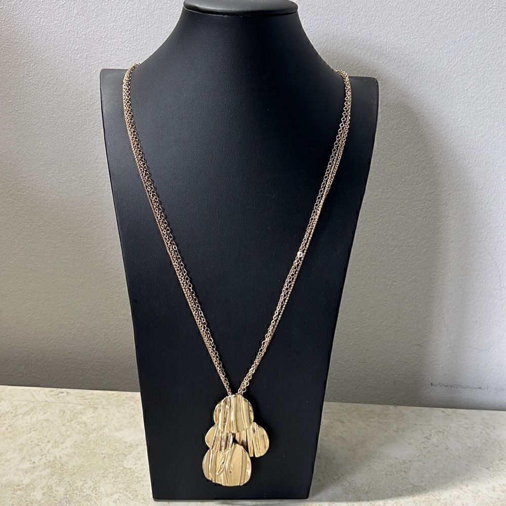 Striking Gold Tone Bangle Necklace